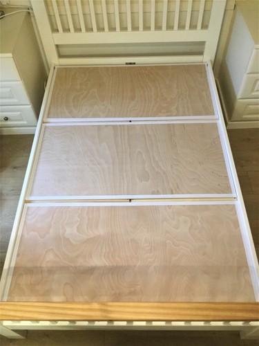 Double bed under mattress - double,